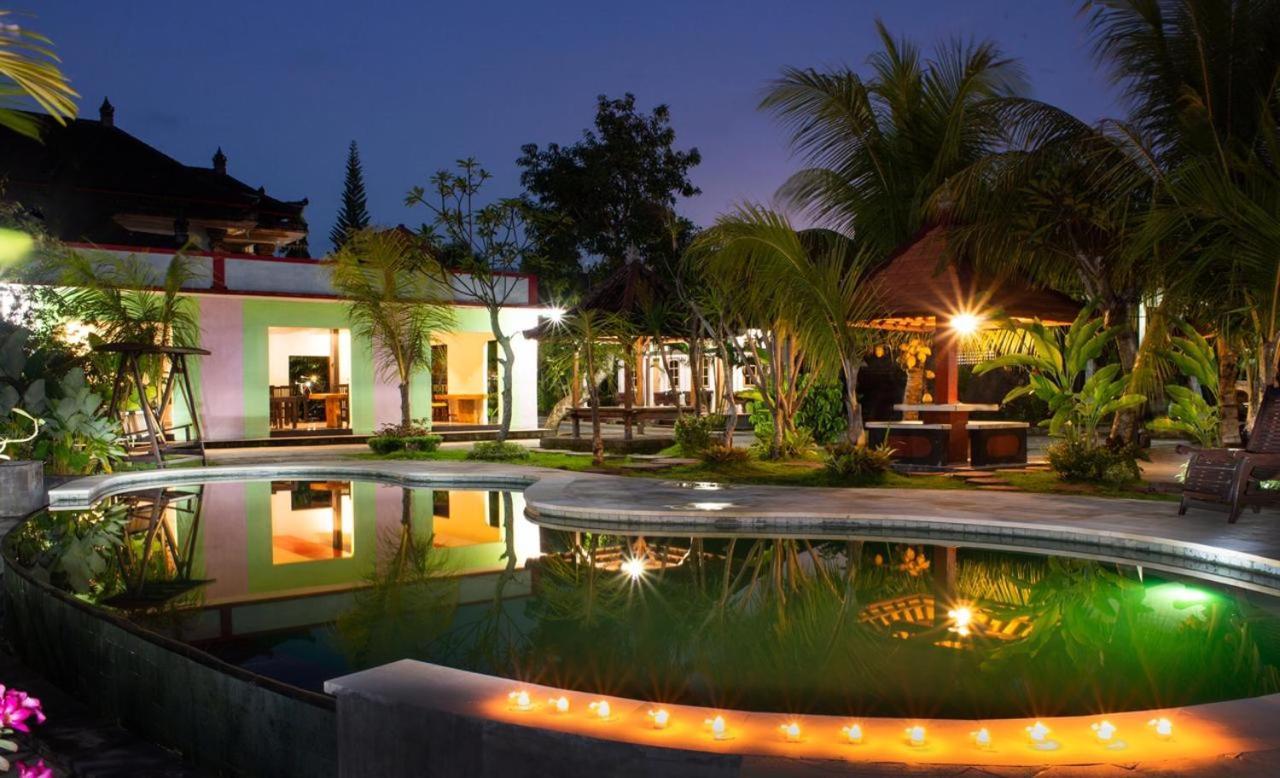 Hotel Segara Mandala Negara  Exterior photo